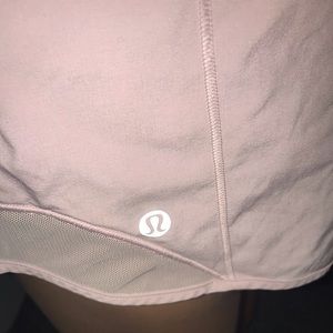 Lululemon Hotty Hot 2.5 inseam size 8